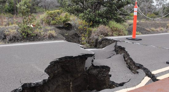 gempa bumi atau seisme