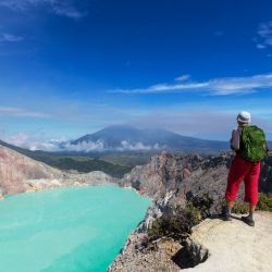 ijen crater