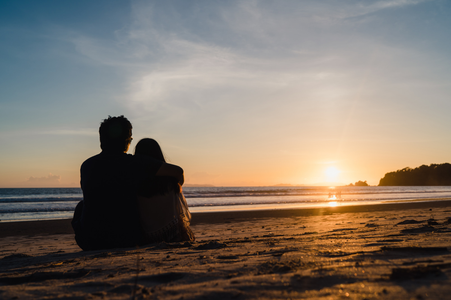 dua orang tengah berpacaran ke pantai nama-nama emosi yang jarang diketahui